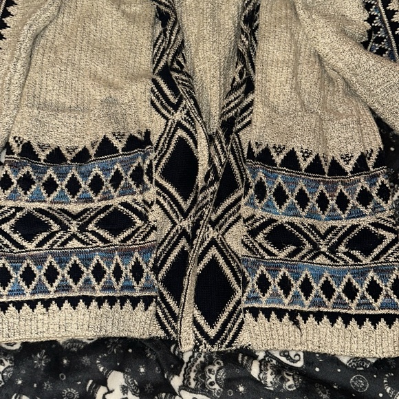 Lucky Brand Cardigan - Picture 3 of 4